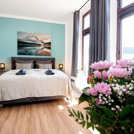 Sweethome - Zentral - Kueche & Parkplatz, Wifi Halle  Eksteriør billede