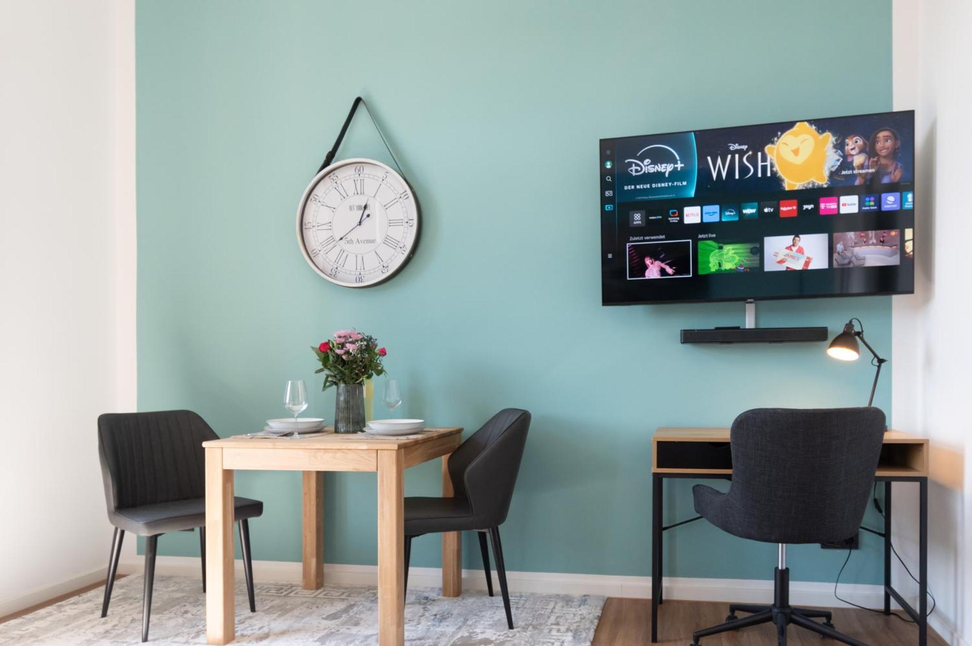 Sweethome - Zentral - Kueche & Parkplatz, Wifi Halle  Eksteriør billede